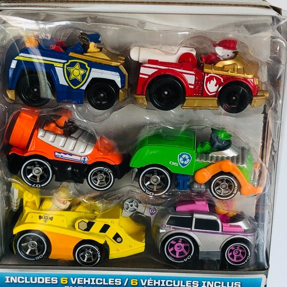 New in Box-PAW Patrol True Metal Adventure Bay Lookout  Way w/ 6 Metal Vehicles - Picture 10 of 16